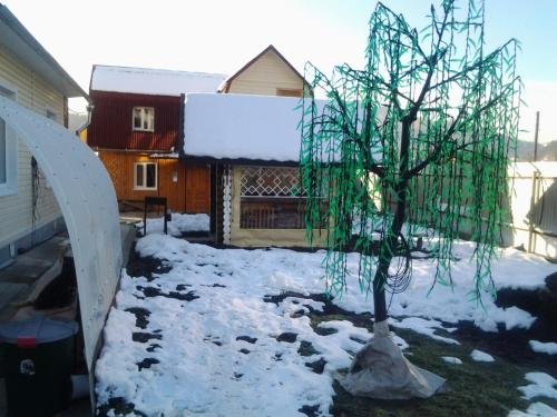 Манжерок: Гостевой дом У Василича
