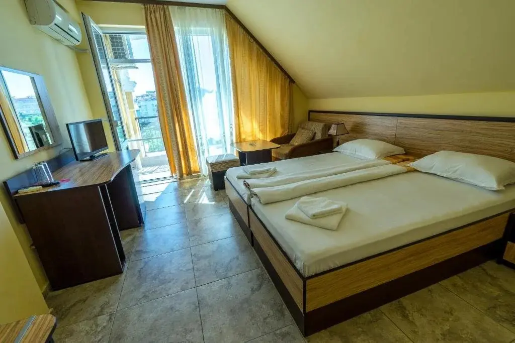 Лозенец: Hotel Luxor