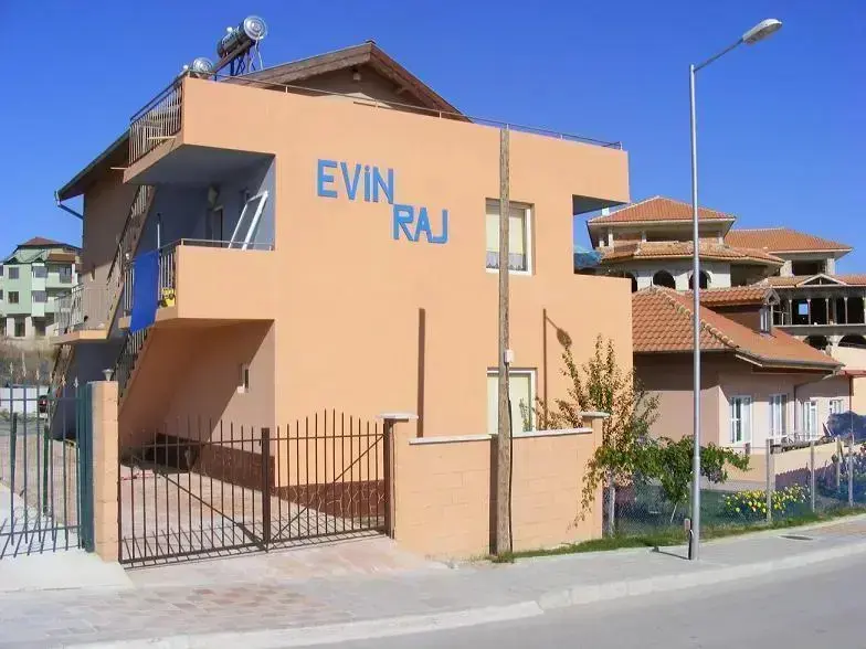 Бяла: Guest House Evin Rai