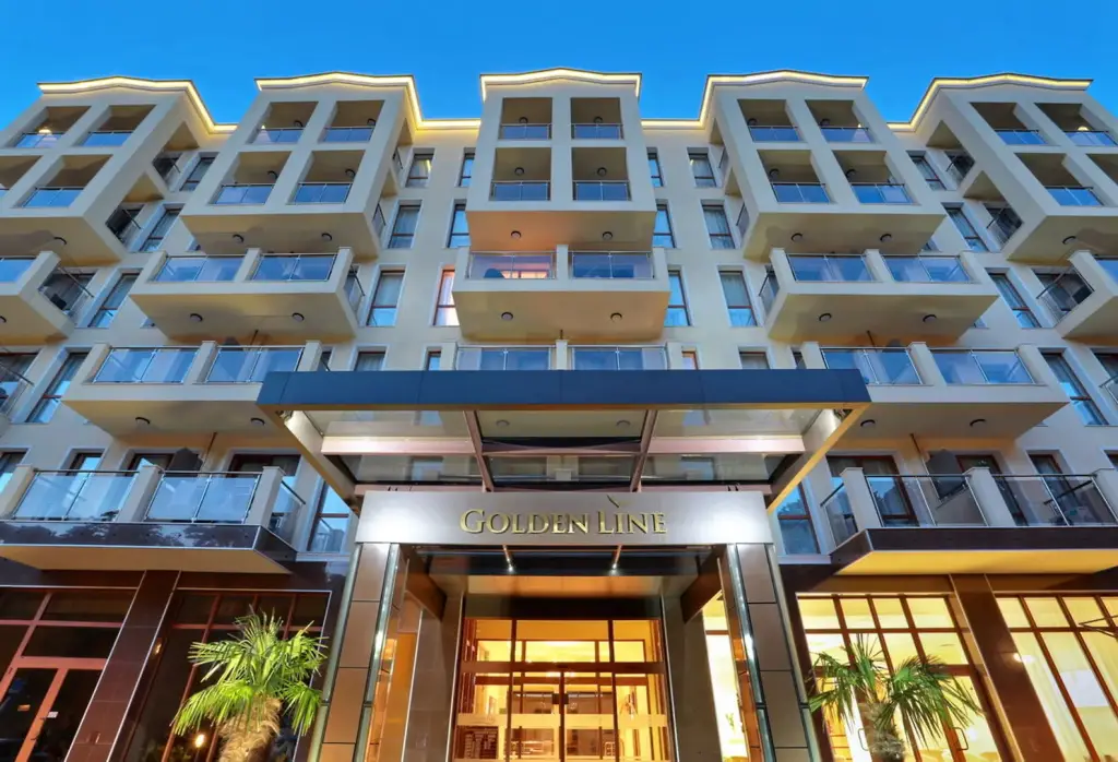 Apart Hotel Golden Line — фото 1