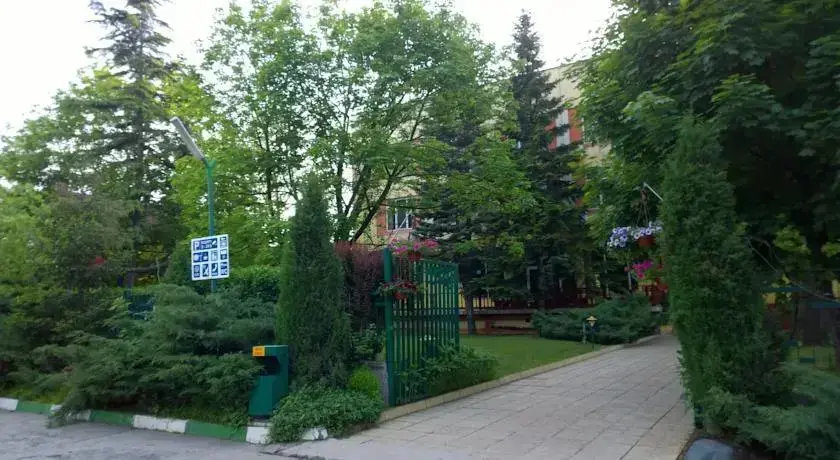 Русе: Family Hotel Familya