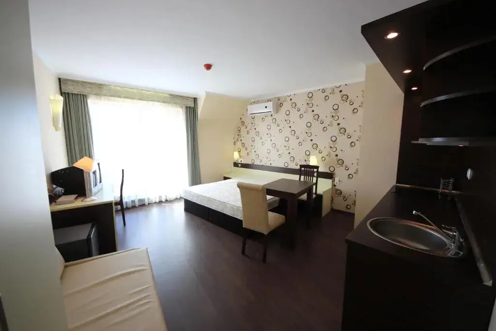 Свети Влас: Menada Apartments in Grand Hotel Sveti Vlas