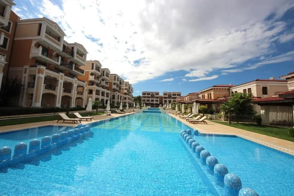 Созополь: Menada Kavaci Sozopol Apartments