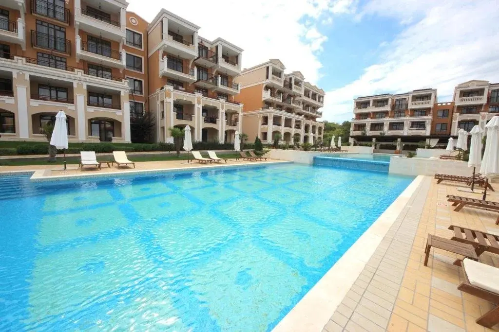 Созополь: Menada Kavaci Sozopol Apartments