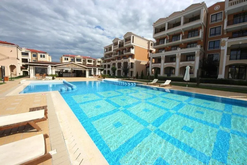 Созополь: Menada Kavaci Sozopol Apartments