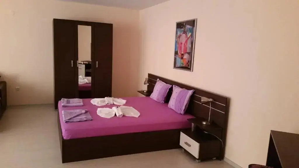 Солнечный берег: Rose Garden Omax Hotel Apartments