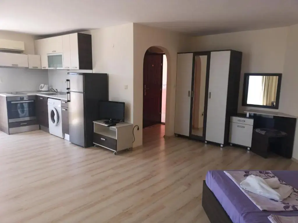 Солнечный берег: Rose Garden Omax Hotel Apartments