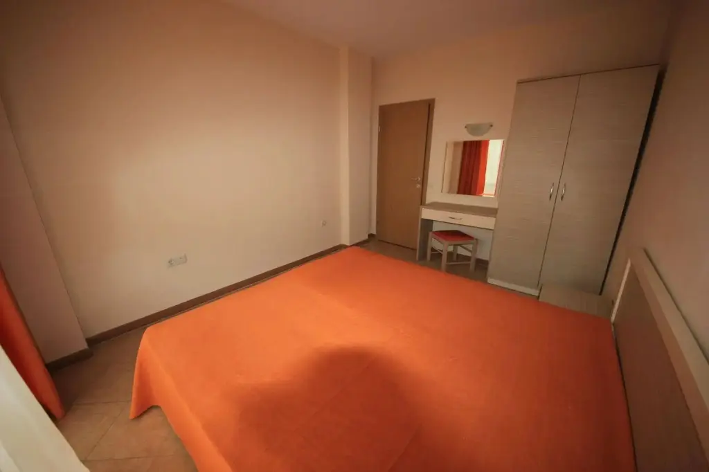 Солнечный берег: Menada Royal Sun Apartments