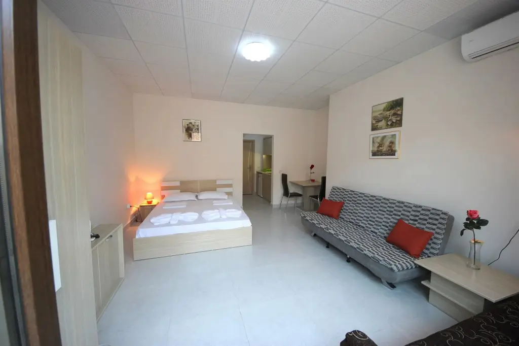 Солнечный берег: Menada Tarsis Apartments