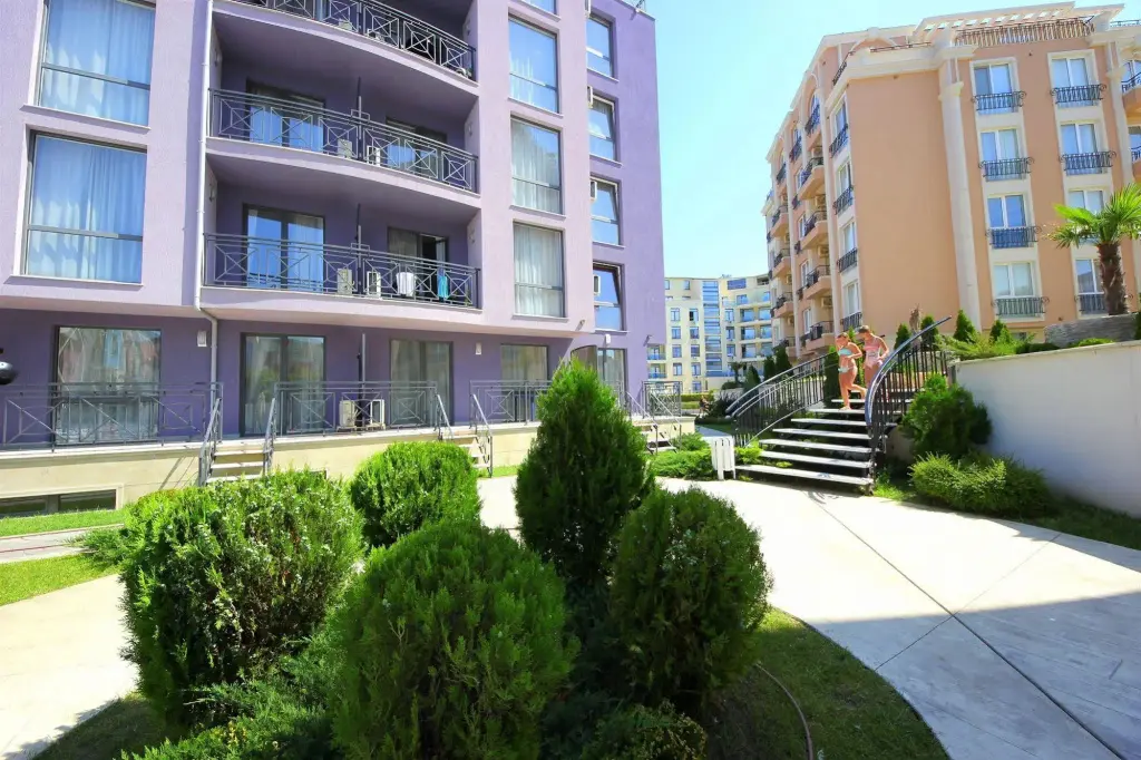 Солнечный берег: Menada Rainbow Apartments