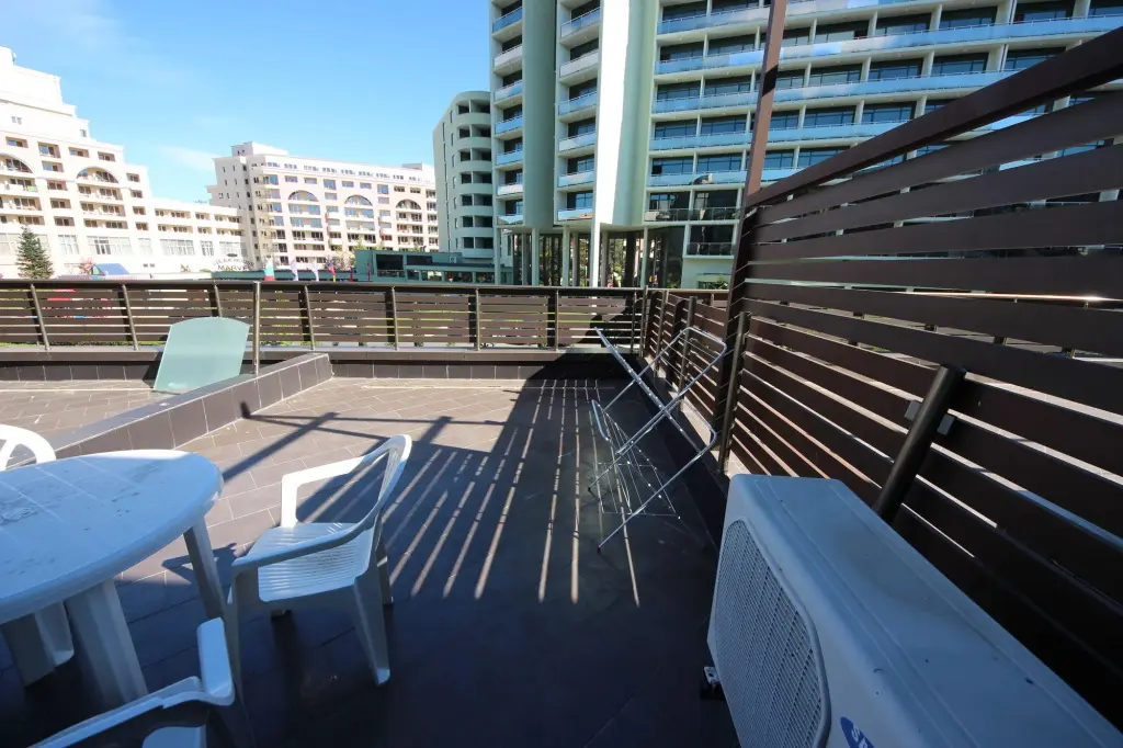 Солнечный берег: Menada Sunny Beach Plaza Apartments