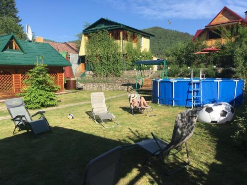Катунь: Holiday House Aveliya