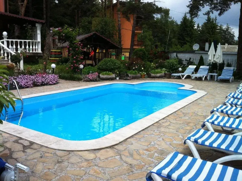 Цигов Чарк: Hotel Kalvachevi