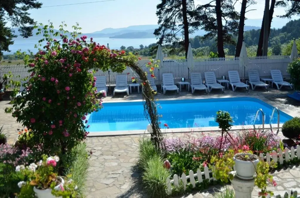 Цигов Чарк: Hotel Kalvachevi