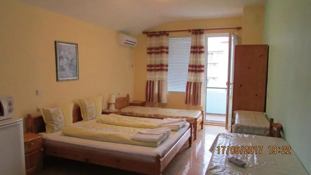 Царево: Family Hotel Ocean