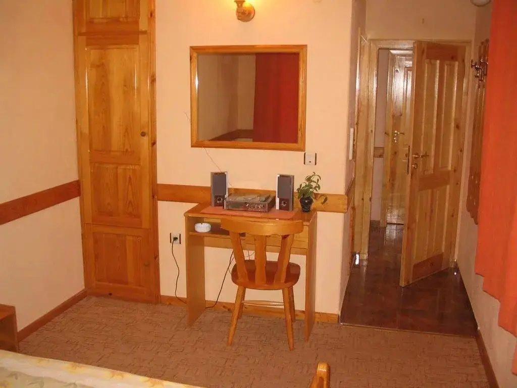 Чепеларе: Family Hotel Savov