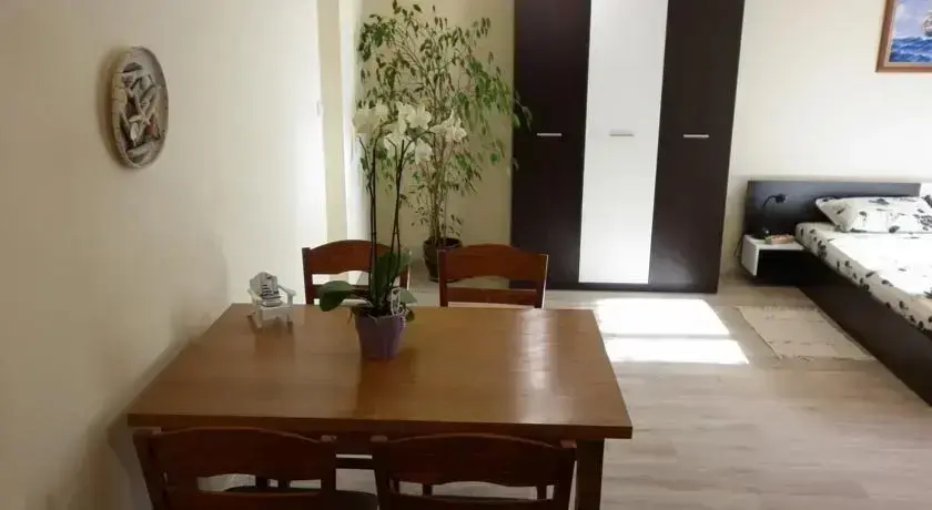 Варна: Orchid Apartment