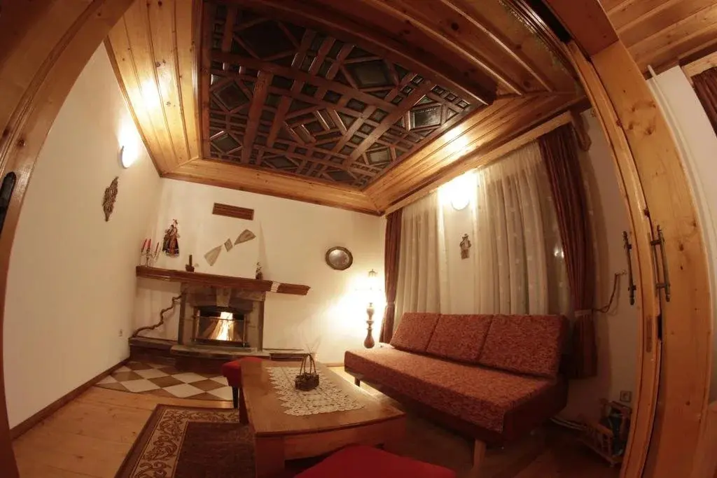 Чепеларе: Dobrikovskata Guest House