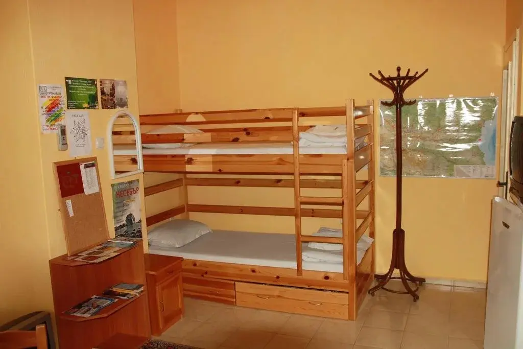 Несебр: Guest Rooms Homestay Edelweiss