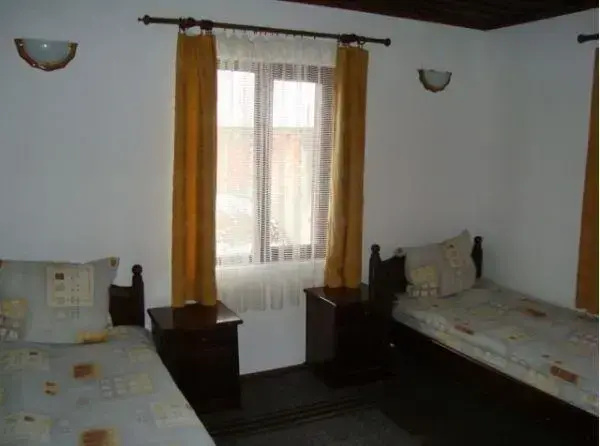 Троян: Guest House Tsvetina