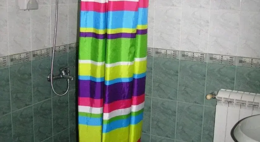 Банкя: Family Hotel Emaly 1
