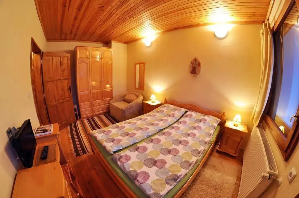 Чепеларе: Eco House Family Hotel
