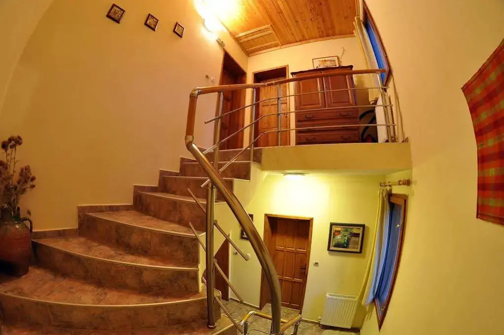 Чепеларе: Eco House Family Hotel