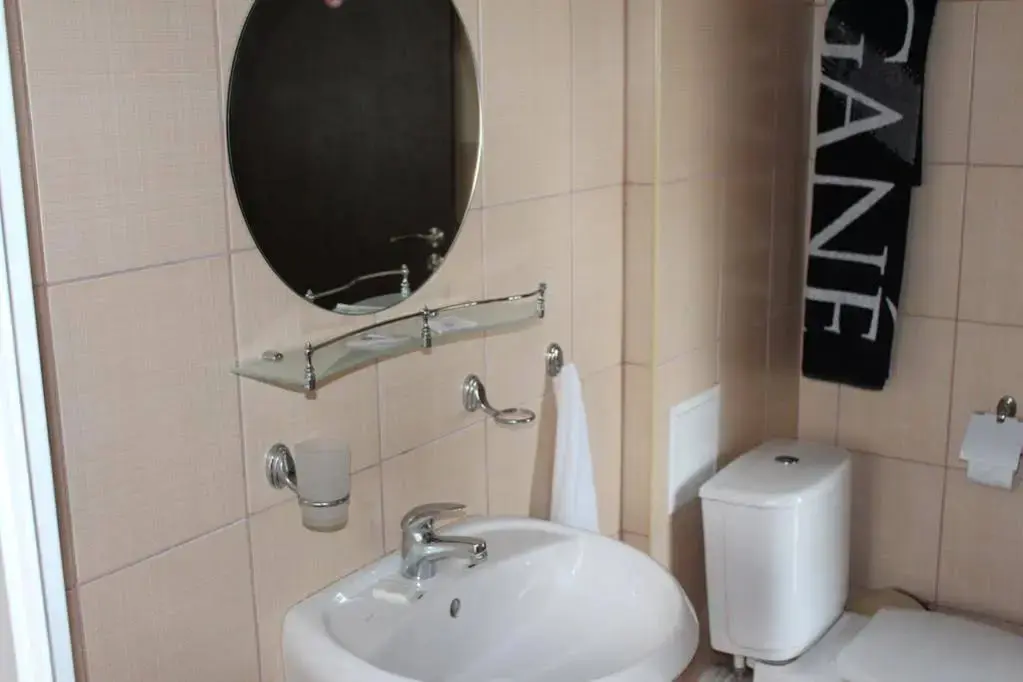 Варна: Family Hotel Piter