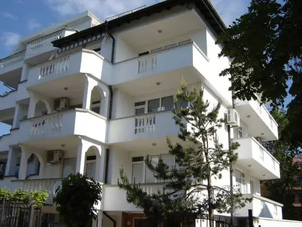 Guest House Alarlievi — фото 1