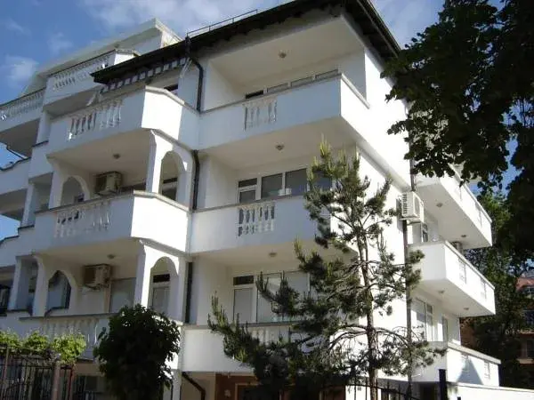 Приморско: Guest House Alarlievi