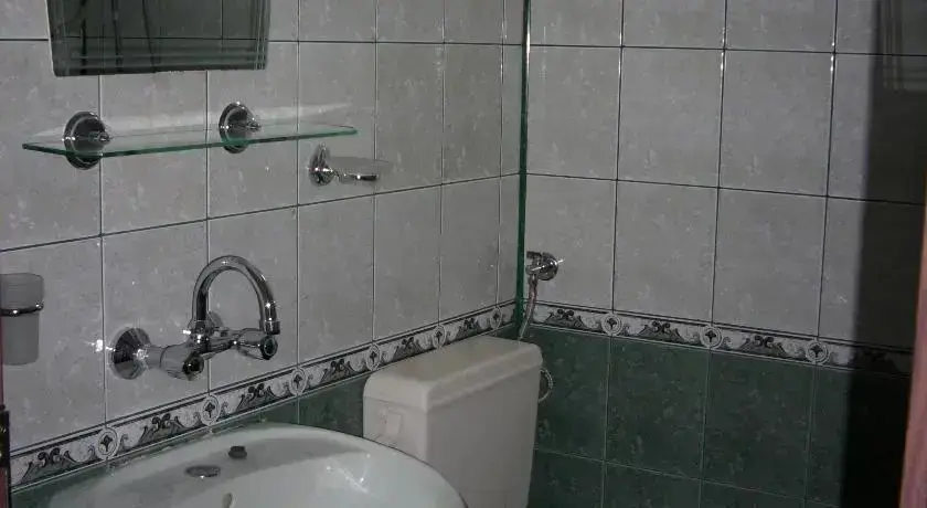 Приморско: Guest House Alarlievi
