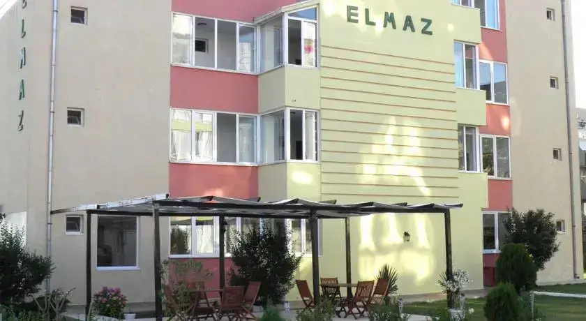 Hotel Elmaz — фото 1