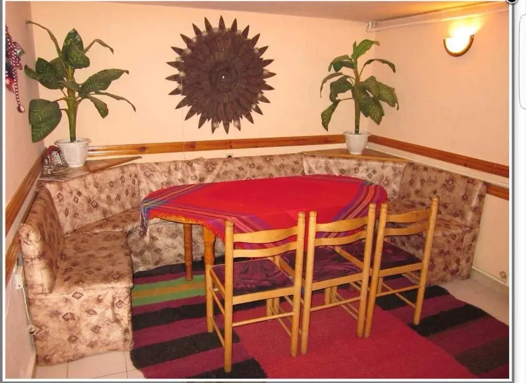 Чепеларе: Family Hotel Karov