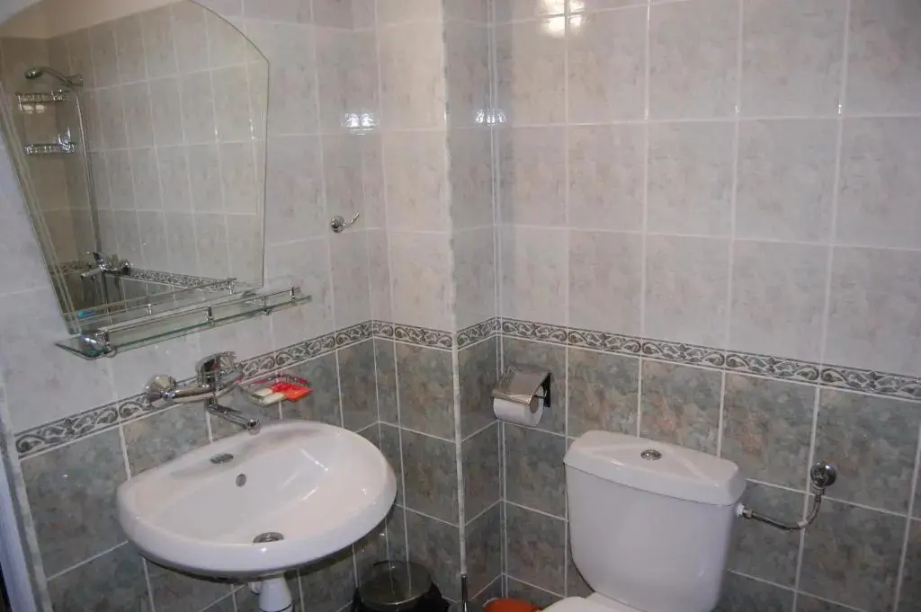 Трявна: Family Hotel Biju