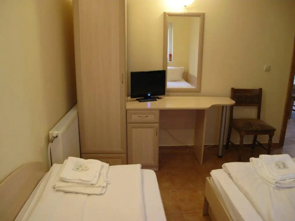 Троян: Guest House St. Michael
