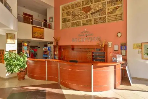 Троян: Balkan Hotel