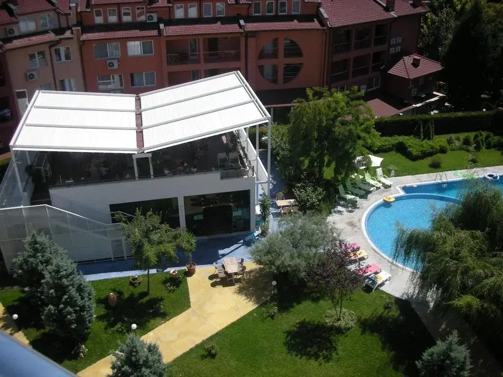 Равда: Apartments in Oasis Complex
