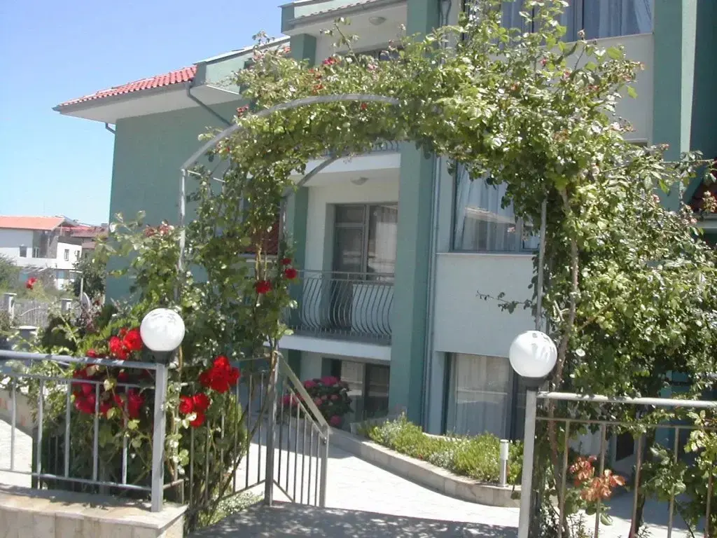 Созополь: Apartments in Gardenia Complex