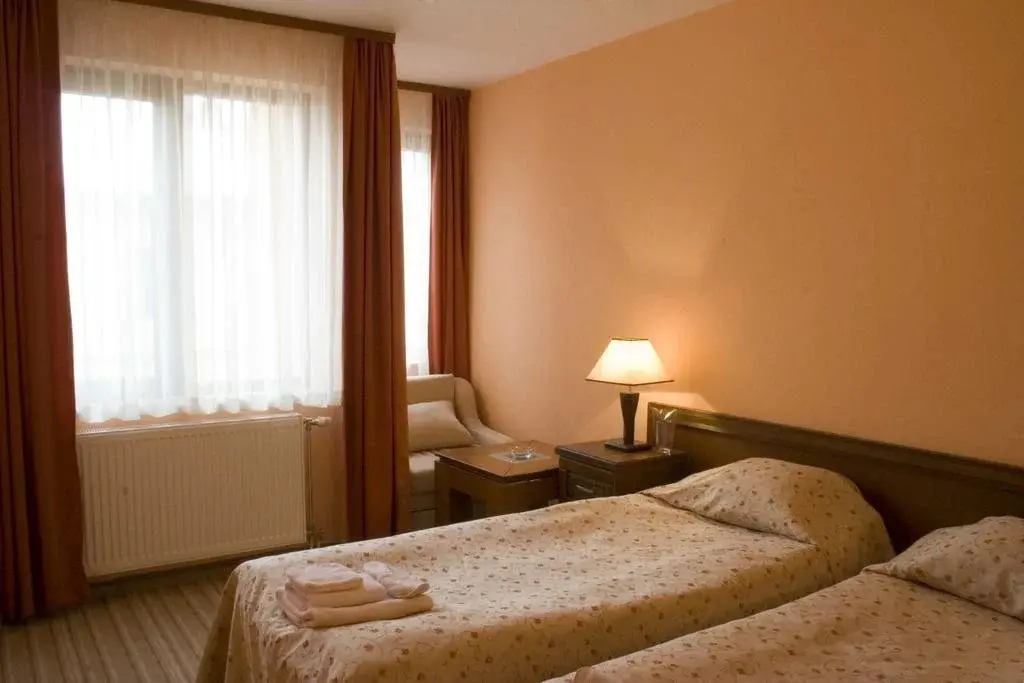 Разлог: Family Hotel Zora