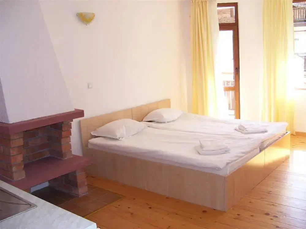 Банско: Four Leaf Clover Apartments to Rent