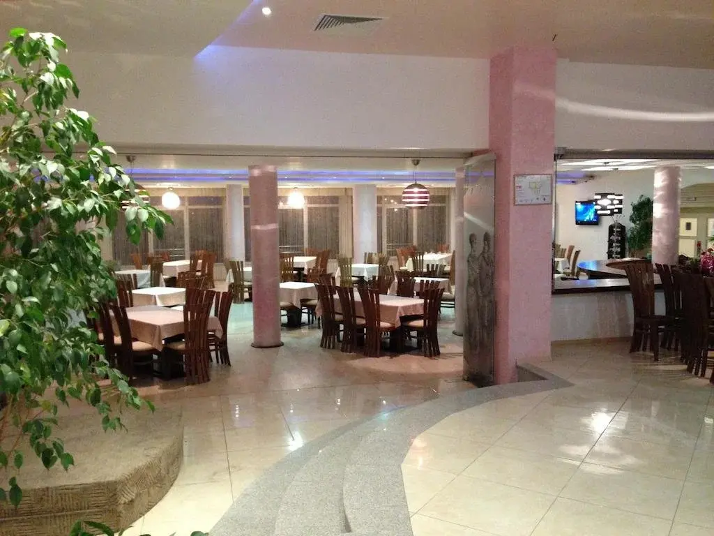Карджали: Hotel Ida