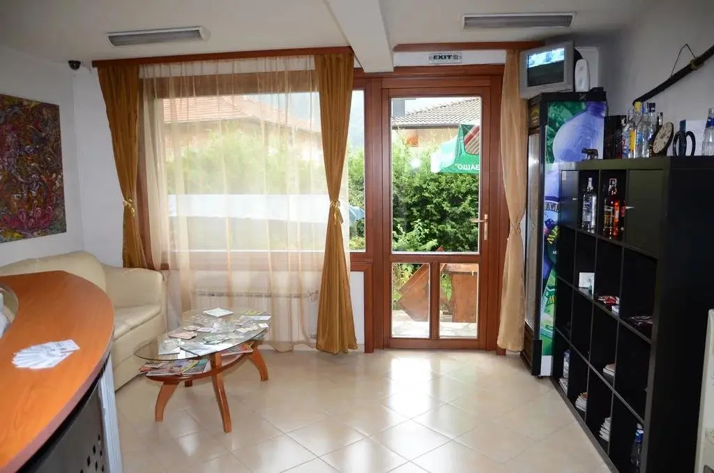 Девин: Family Hotel Zdravec