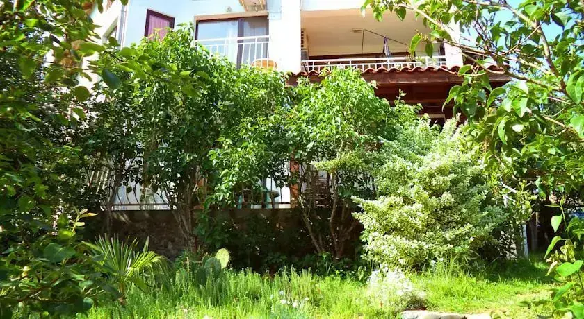 Синеморец: Guest House Fanny