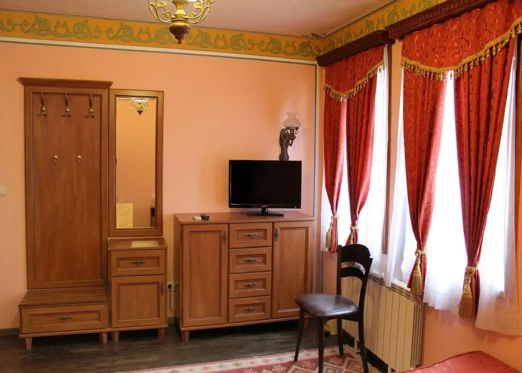 Пловдив: Family Hotel at Renaissance Square