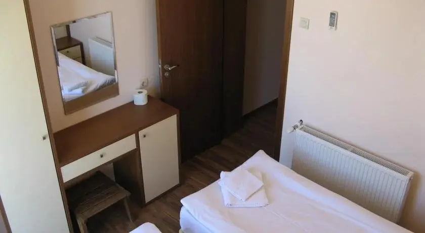 Варна: Apart Hotel "Eden"