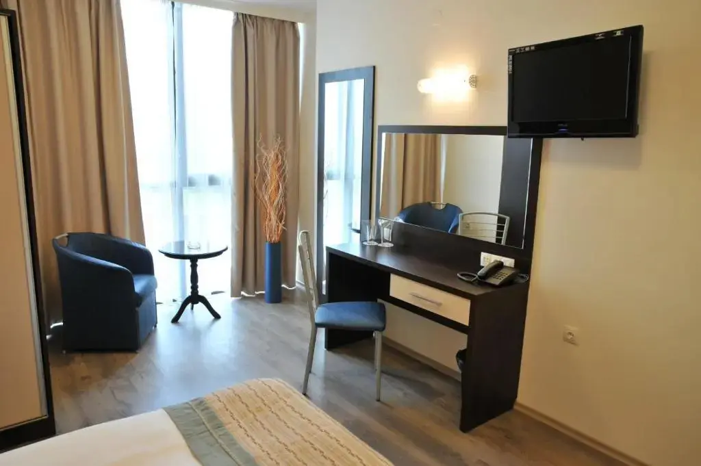 Бургас: Hotel Burgas Free University