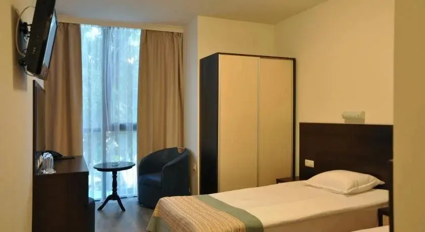 Бургас: Hotel Burgas Free University
