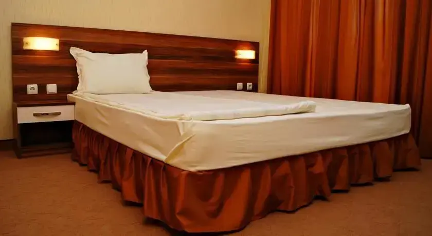 Кюстендил: Family Hotel Ramira