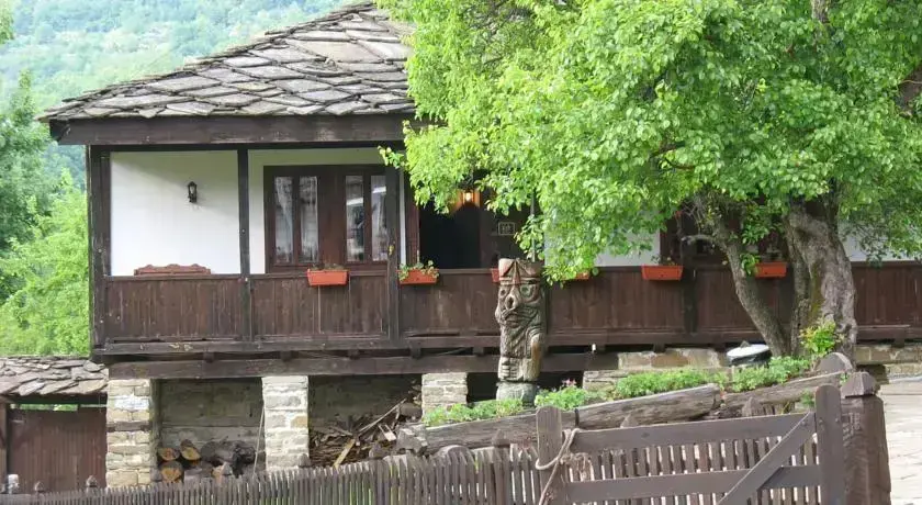 Боженци: Dzhelepova Guest House