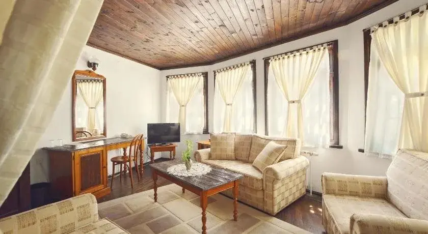 Боженци: Hotel Fenerite